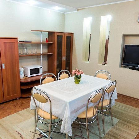 Tourist Hotel Усть-Каменогорск Экстерьер фото