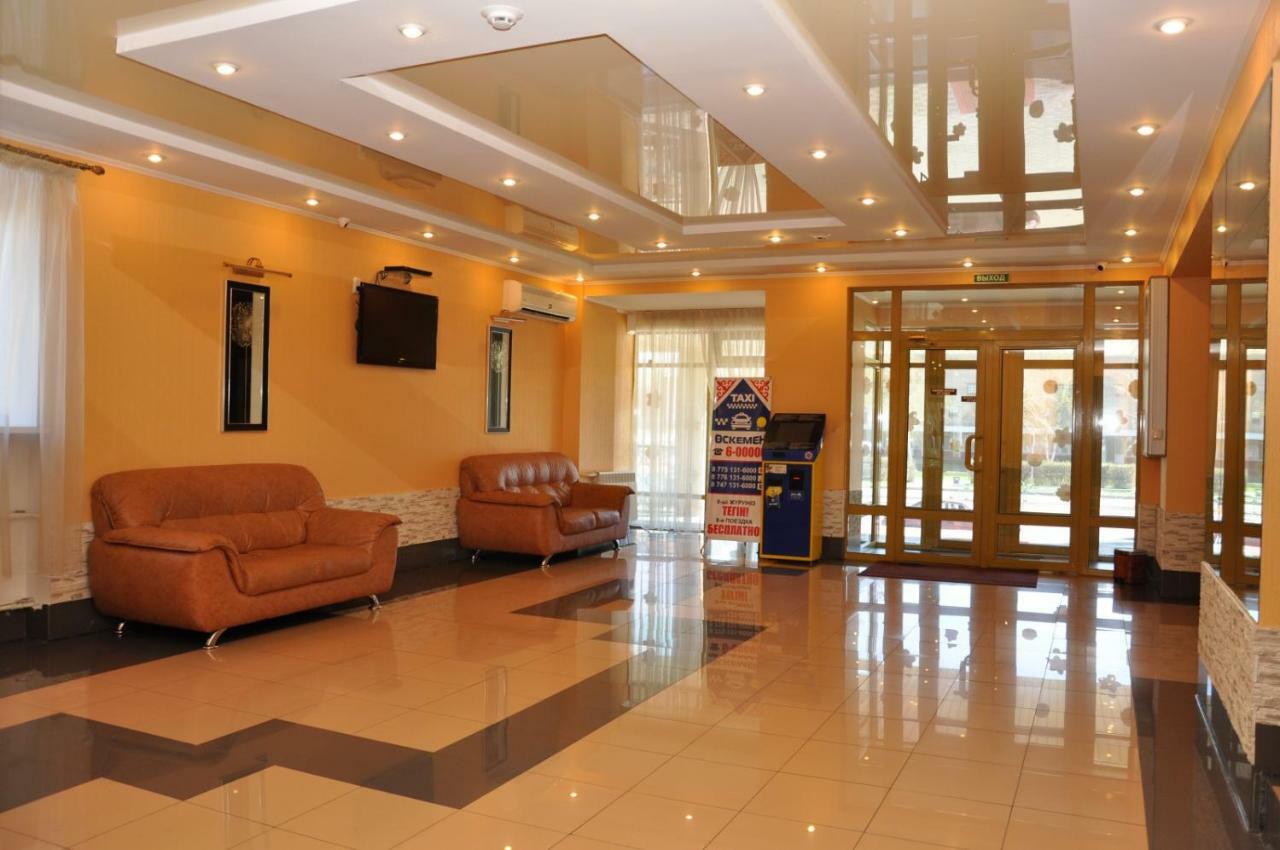 Tourist Hotel Усть-Каменогорск Экстерьер фото